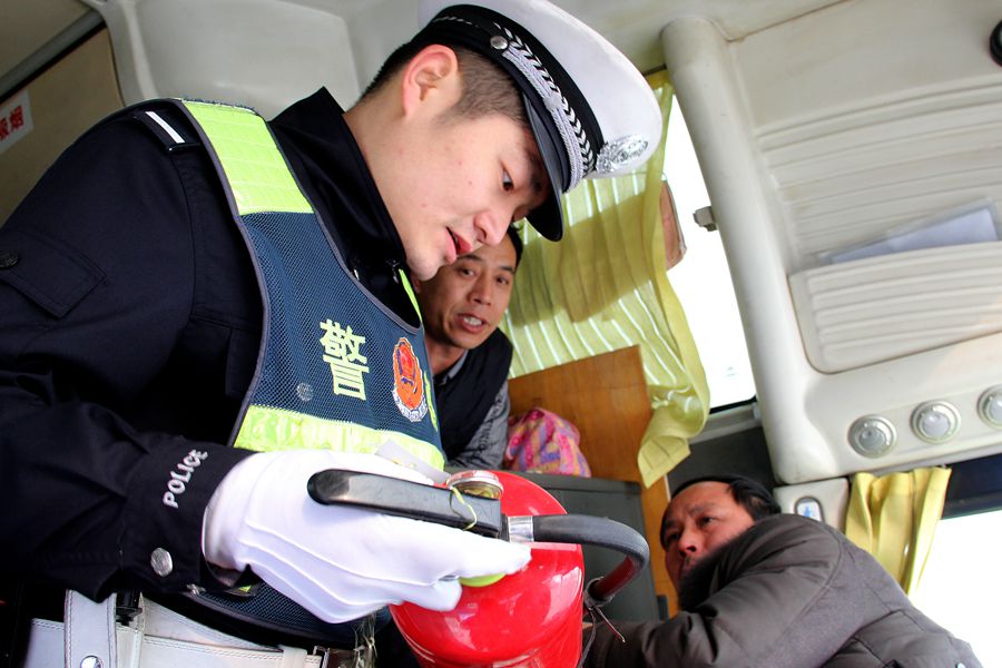 金安区公共租赁住房摇出住户 294户居民受益