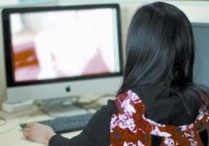 揭秘网络鉴黄师:对没露点的擦边球只能干着急