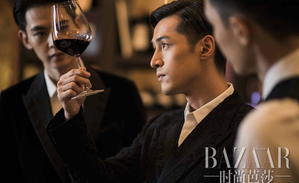 胡歌时尚大片散发男神荷尔蒙
