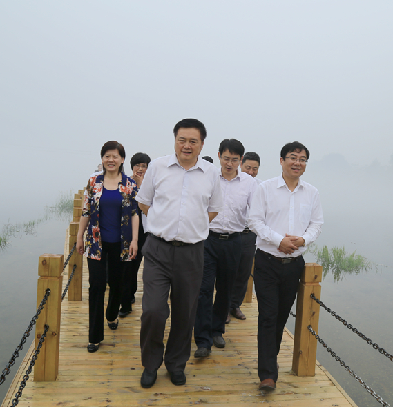 省委宣传部副部长贺懋燮到金寨县调研指导工作