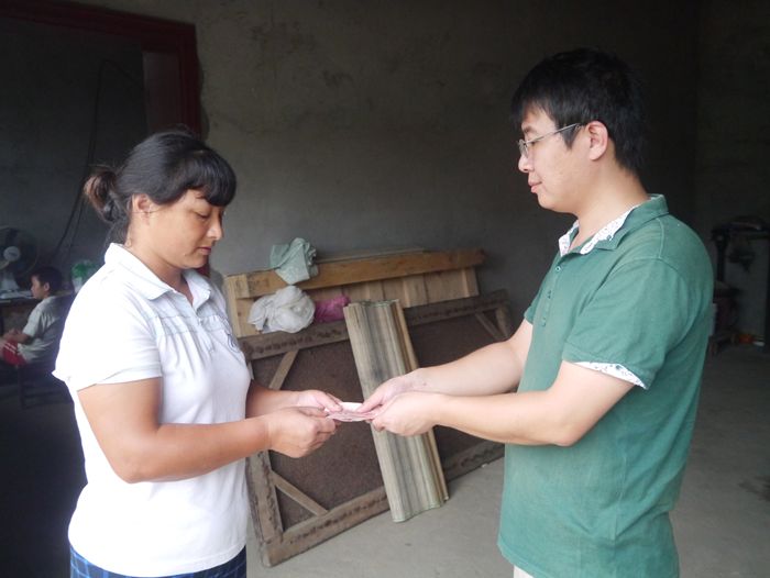 安徽广播电视台在桃岭乡实施春蕾计划