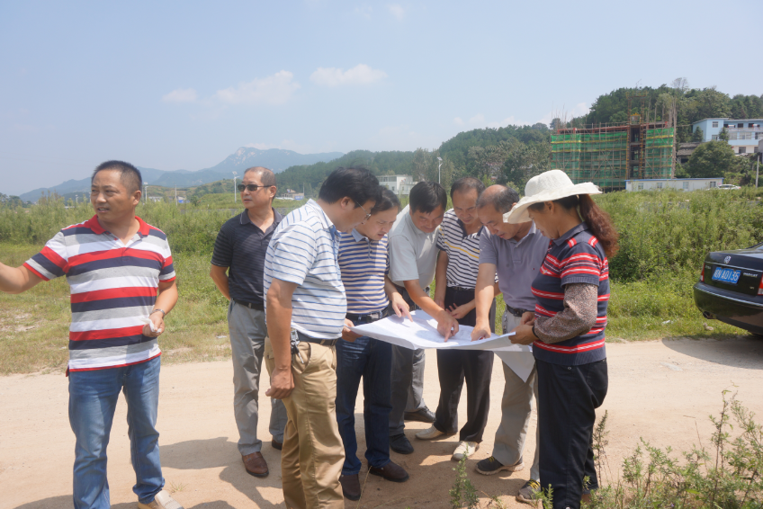 市地震局赴金寨勘察西庄温泉地震水化站选址