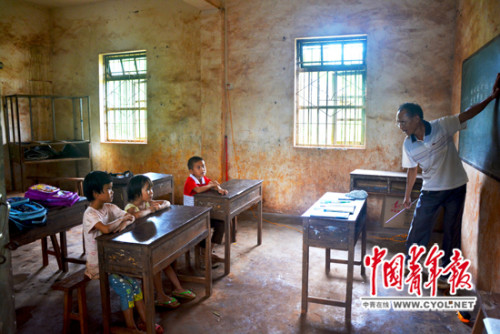 百年小学仅3学生2老师 曾被计划撤并