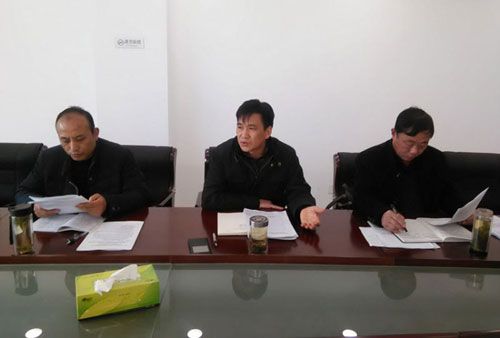 朱洁平主持召开叶集试验区退出村医身份和工作