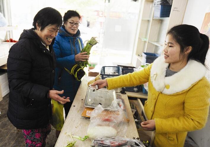 6大学生创业卖得不是菜是感情