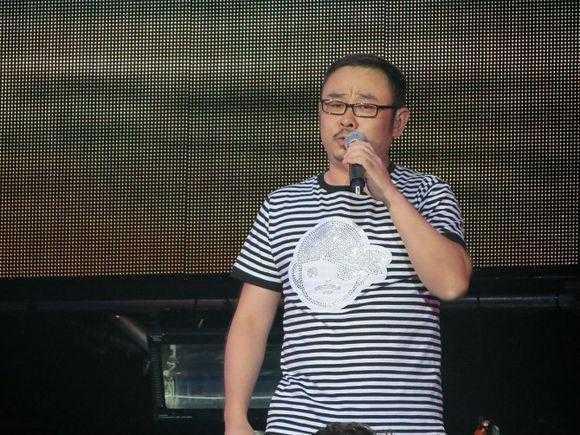 刀郎为什么总戴帽子?背后的原因竟是…