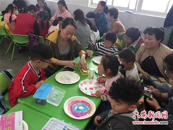 寿县堰口镇江黄民族希望小学毽球队载誉归来