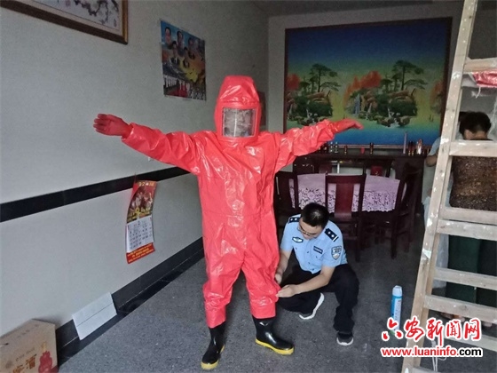 山区警衣卫除蜂患解民忧