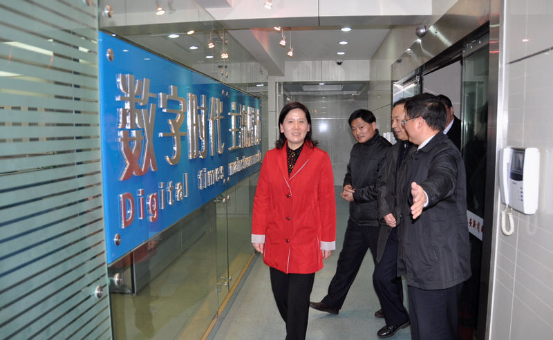 市委常委、宣传部长何颖看望六安新闻网采编人