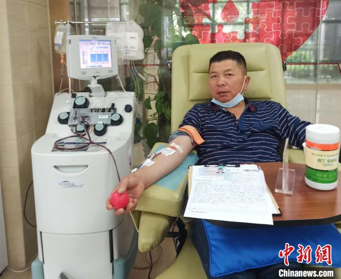宁波53岁木匠化身“献血达人”百余次献血近6万毫升