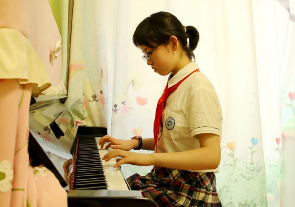 裴韵涵：全面发展的“小标兵”