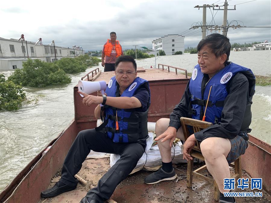 为了谁？我是谁？依靠谁？战洪一线干群关系新答卷