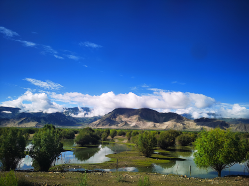 【幸福花开新边疆】祖国边境线上的璀璨明珠 麻麻乡村民吃上“旅游饭”