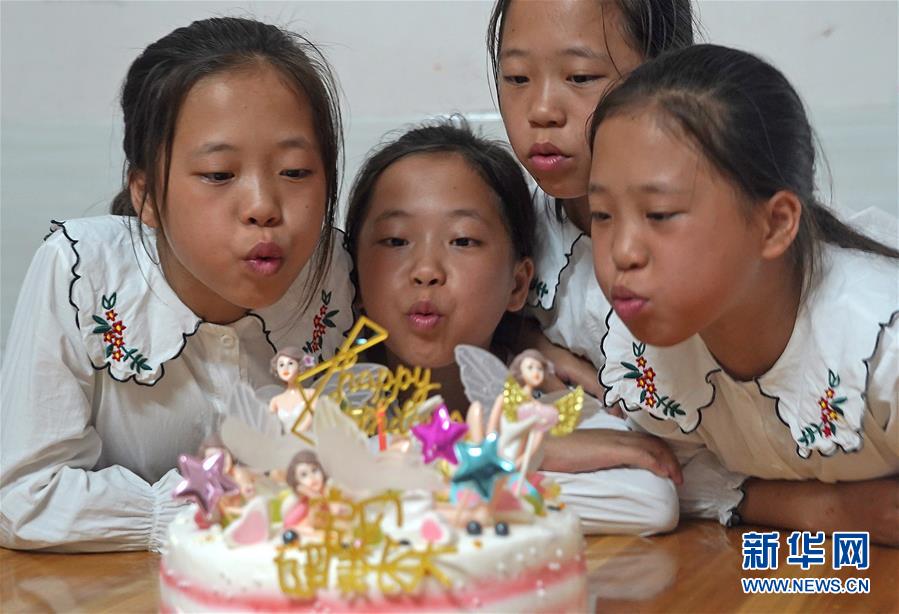 脱贫攻坚｜四胞胎家庭十年脱贫记：“梦”进现实