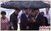 全国政协常委陈群来金寨县调研“同心示范工程”