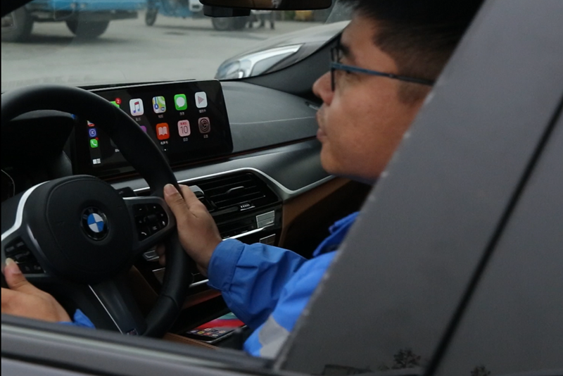 逆行！逆遇！逆袭！快递小哥于洋洋又买了两辆车