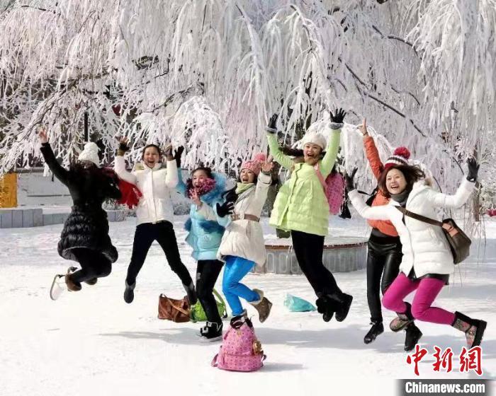 元旦假期短途游、本地游是主流 “宅酒店”受青睐