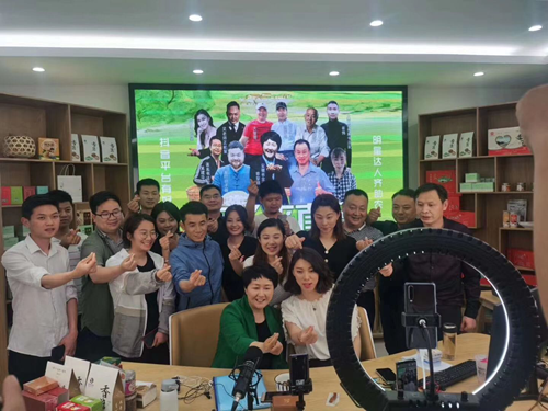 金寨：做强电商事业 助力县域经济发展