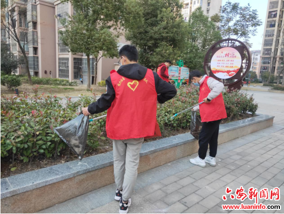 振兴社区：用“志愿红”调亮文明城市底色