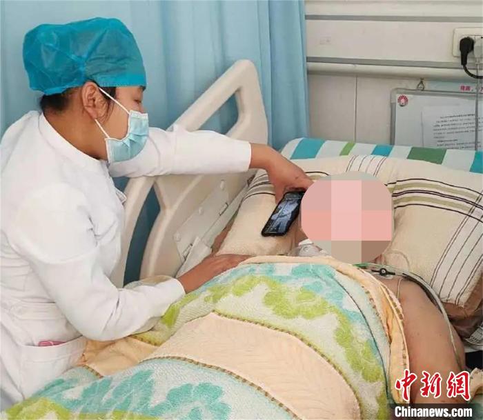 男子重度昏迷39天 医护聊美景放音乐将其唤醒