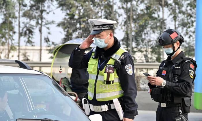 最美家庭！一个“警察世家”的家风故事