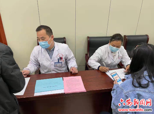 市四院建立疫苗接种点、扎实推进新冠疫苗接种工作