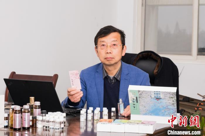 以校园美景为“香料” 南京高校师生调制出“四季味道”