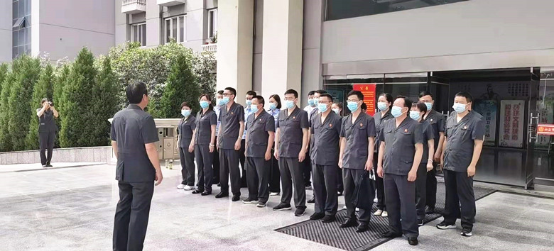 战疫一线的“法院力量”