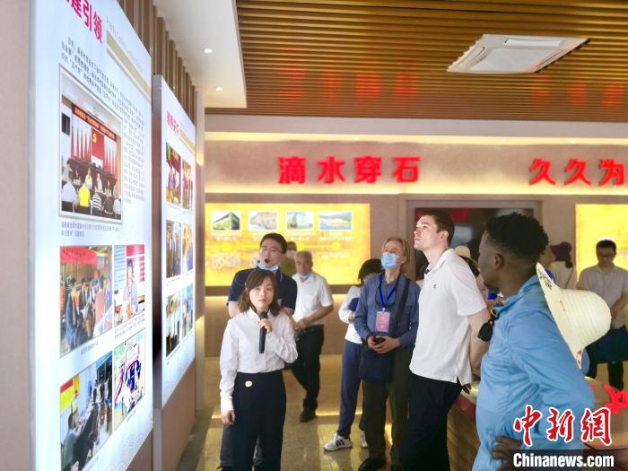国际媒体主题采访活动走进福建感受中国发展变迁
