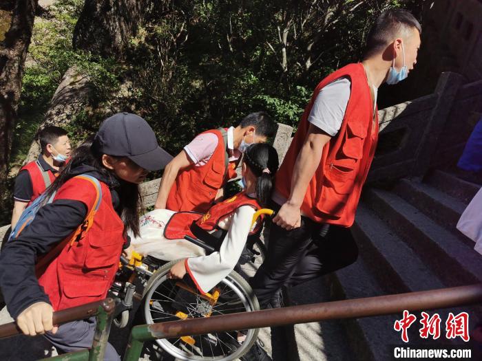 APP成违法违规使用个人信息重灾区 监管不断“亮剑”