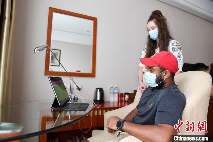 直击张家界“战疫”：城市“休眠” 全民同心保家园