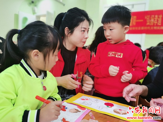 三里桥街道金裕社区新时代文明实践站：温情重阳 让爱住“老”心