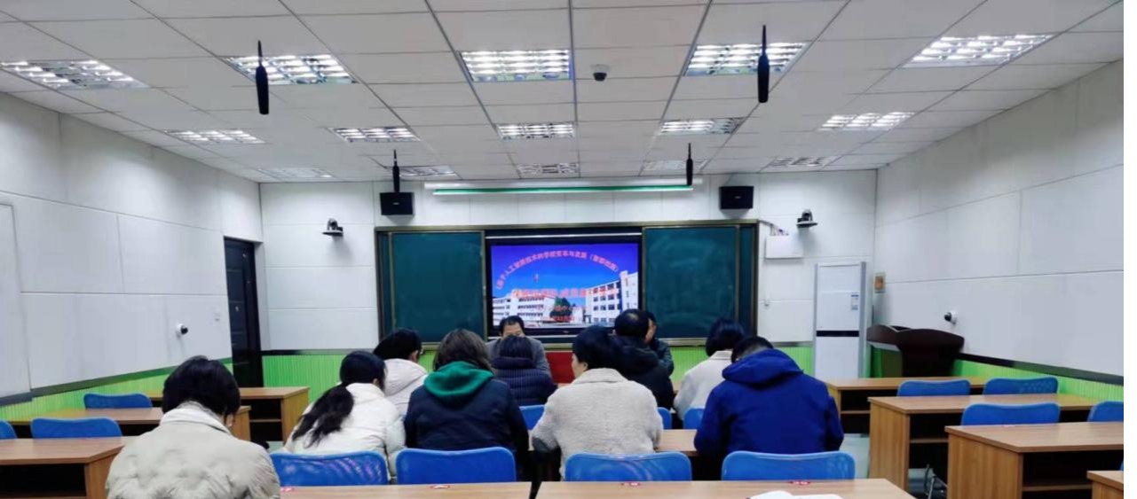 夯实理论基础  提升收获感悟