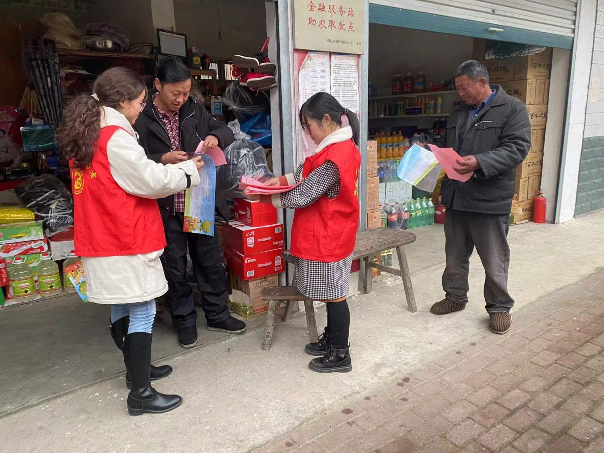 金寨县花石乡：新时代文明实践站开展食品安全宣传活动