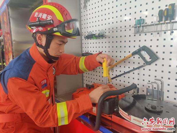 新春走基层：在一线坚守中守护万家灯火