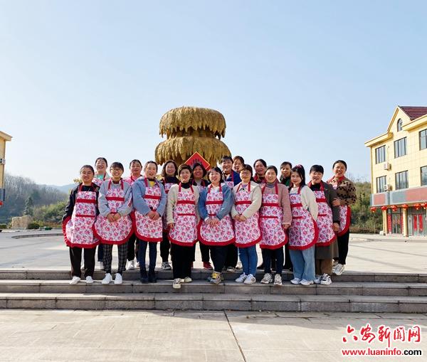 霍山但家庙镇开展“情暖三八节 巾帼绽芳华”主题活动 