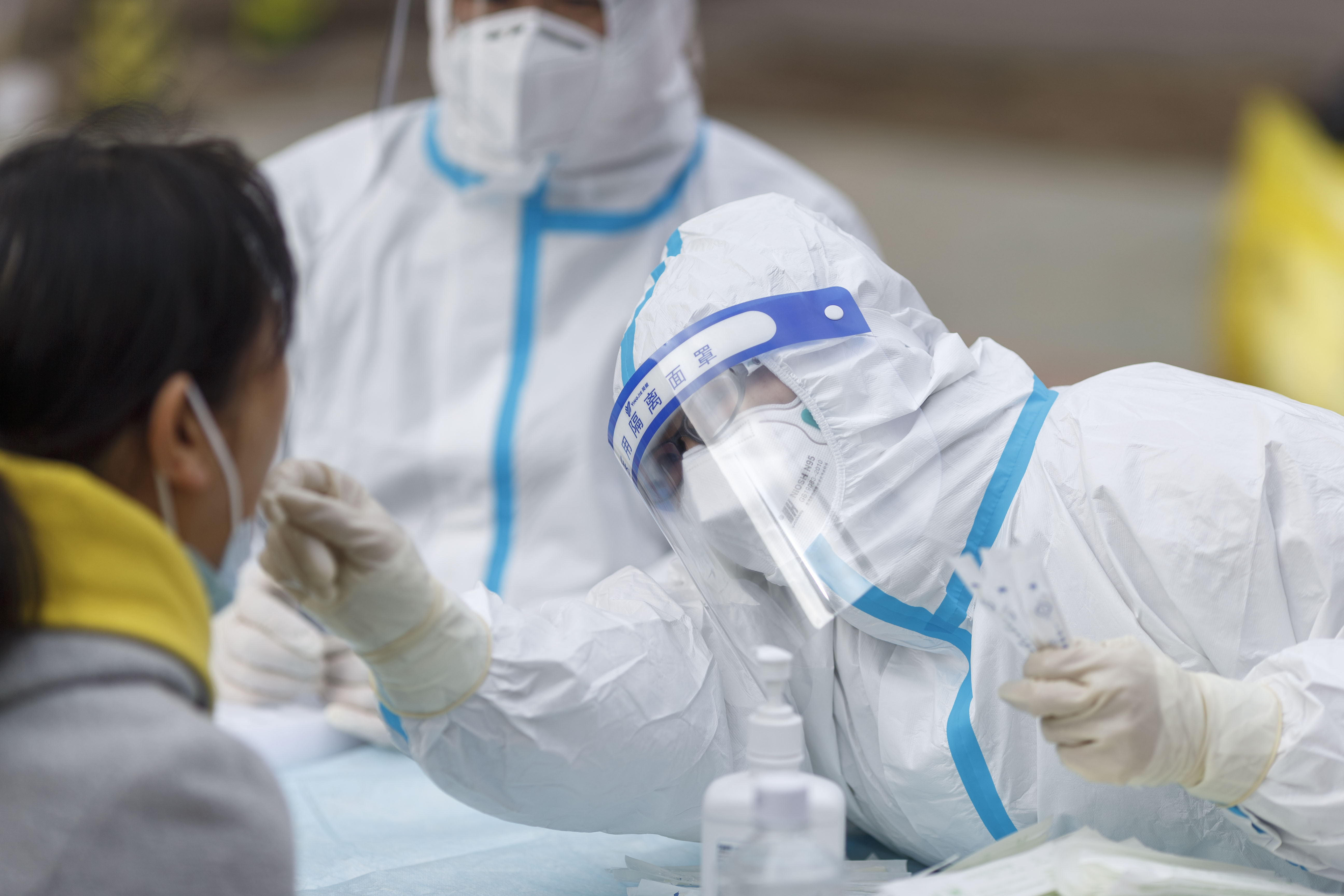 热评丨慎终如始 打赢抗疫“持久战”