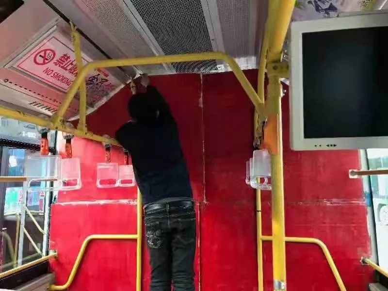 公交停运不停工 战疫防疫不停歇