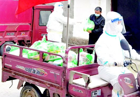 “大白”送菜到门口