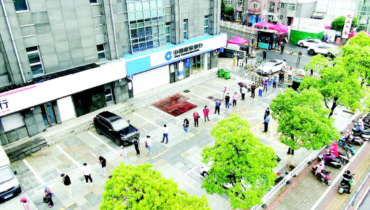 凭证出入 有序购物