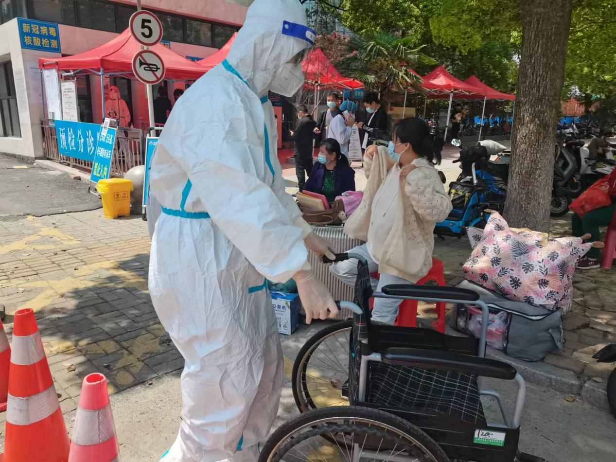 迎接疫情中的新生命