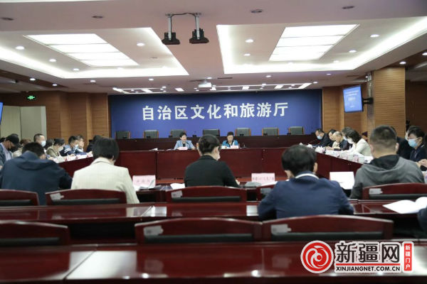  近千项活动迎接“中国旅游日”——新疆文旅进入“黄金季”