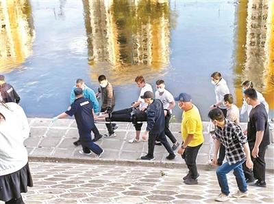 见义勇为的90后小伙儿钟文杰：两度下水救人 做好事不留名