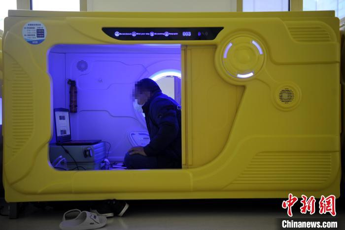 西安一医院ICU外设陪护胶囊舱 为休憩保“温”为服务增“温”