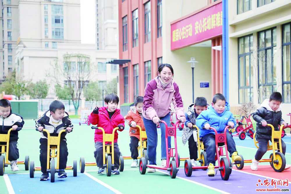 衣食住行暖民心 幸福生活扑面来 