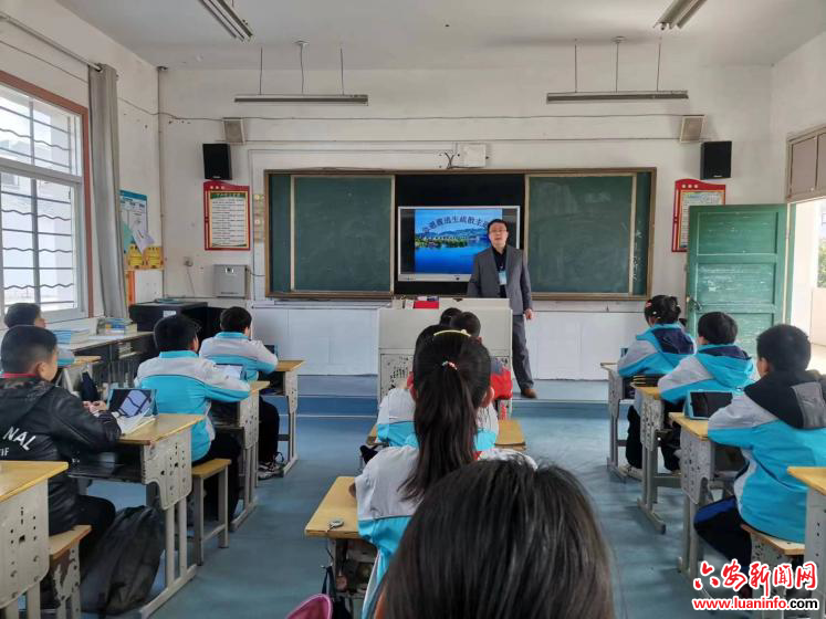 提升安全意识筑牢安全素养——佛子岭镇中心学校举行应急避震和逃生疏散演练