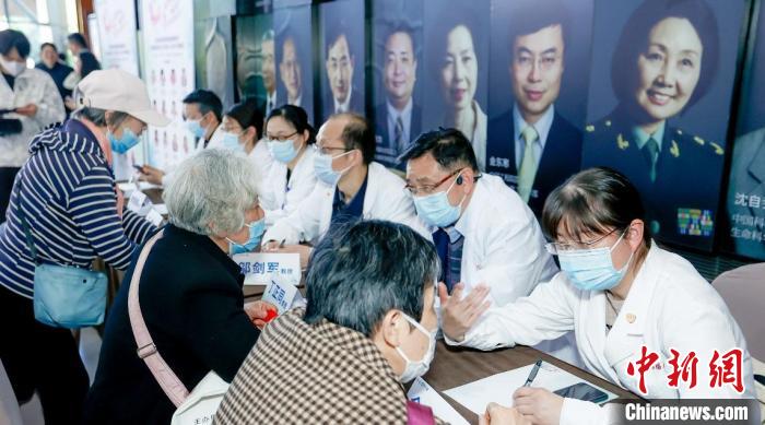 专家：运动可延缓帕金森病发生发展 早诊应关注临床前期症状