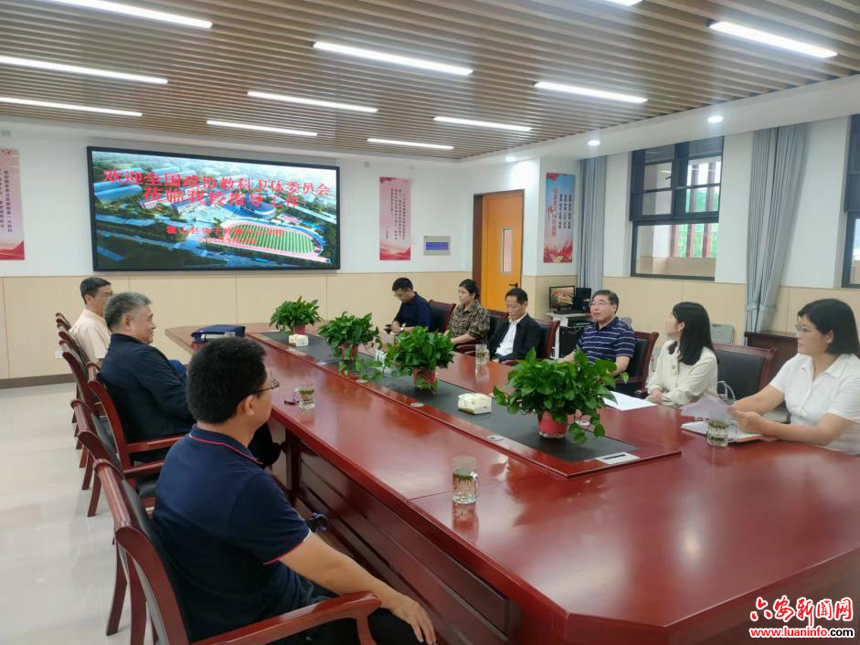 全国政协“科普万里行”走进霍山县佛子岭镇中心学校