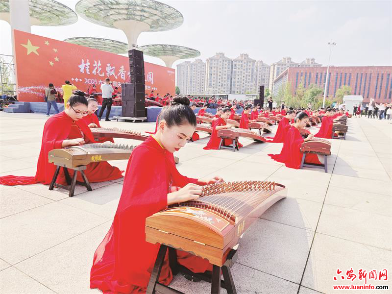 载歌载舞颂祖国