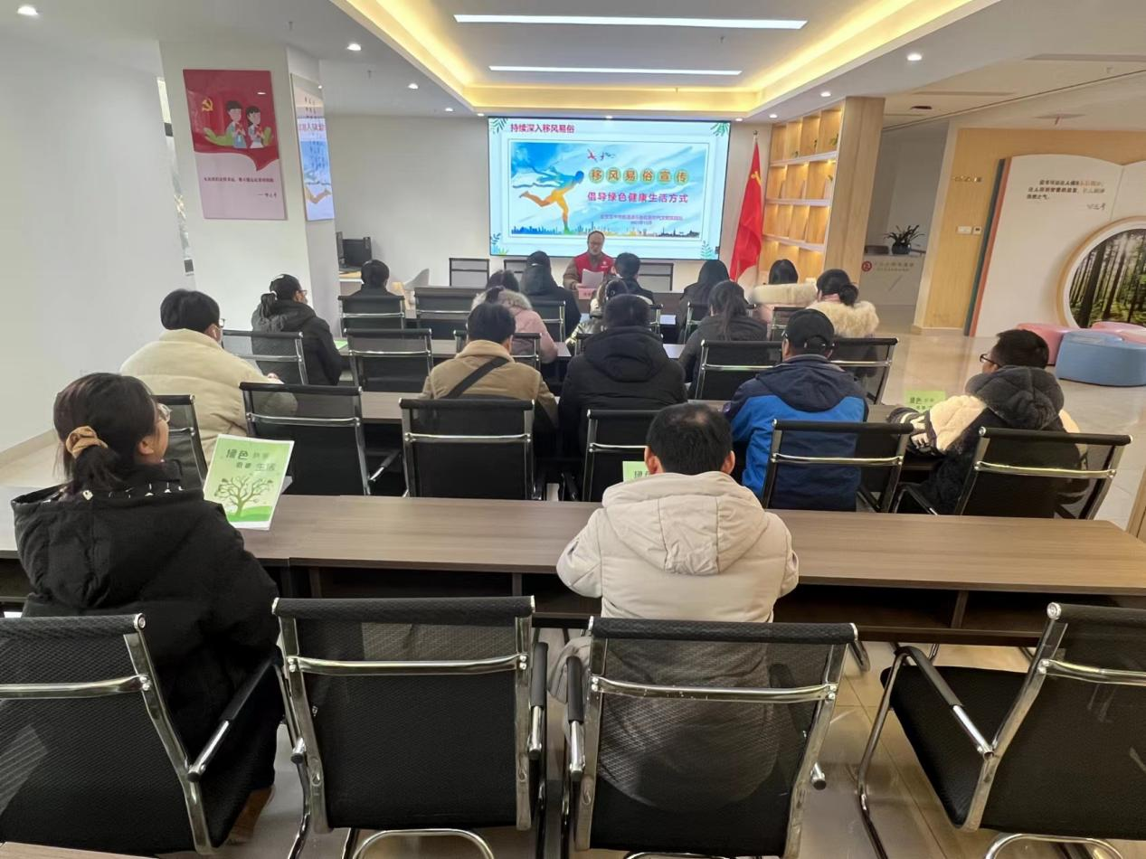 金安区中市街道康乐社区：开展“倡导绿色健康生活方式”宣传活动